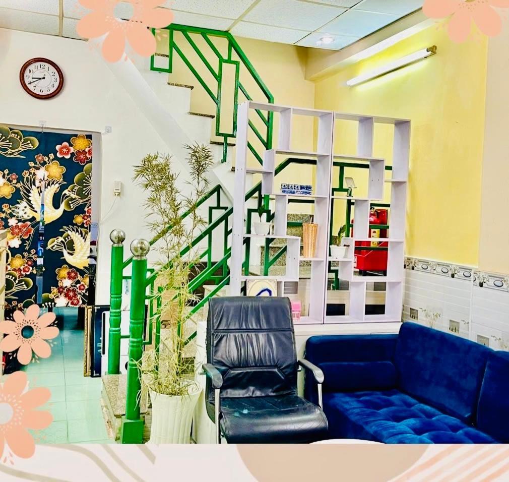 花ren Hostel 胡志明市 外观 照片