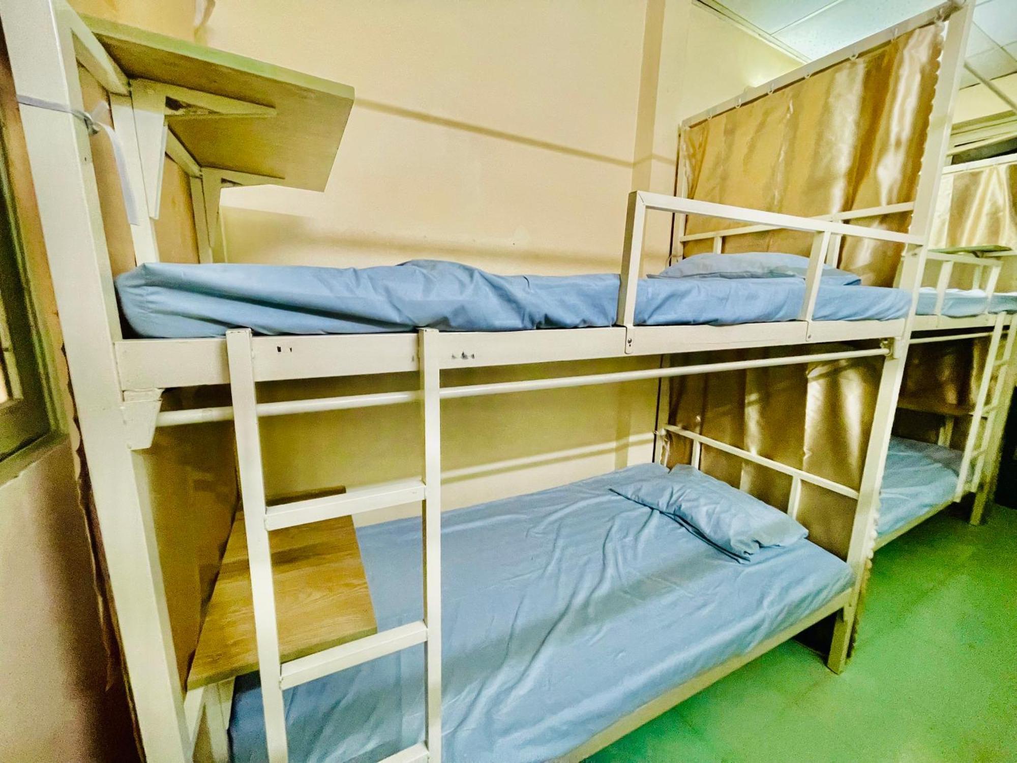 花ren Hostel 胡志明市 外观 照片